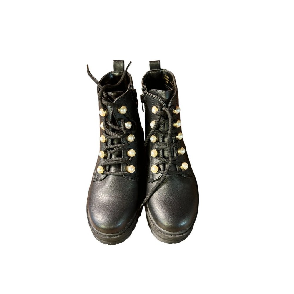 Eva and Zoe Black Combat Style Boots with Pearl Eyelets Junior Size 2 - Picture 2 of 8